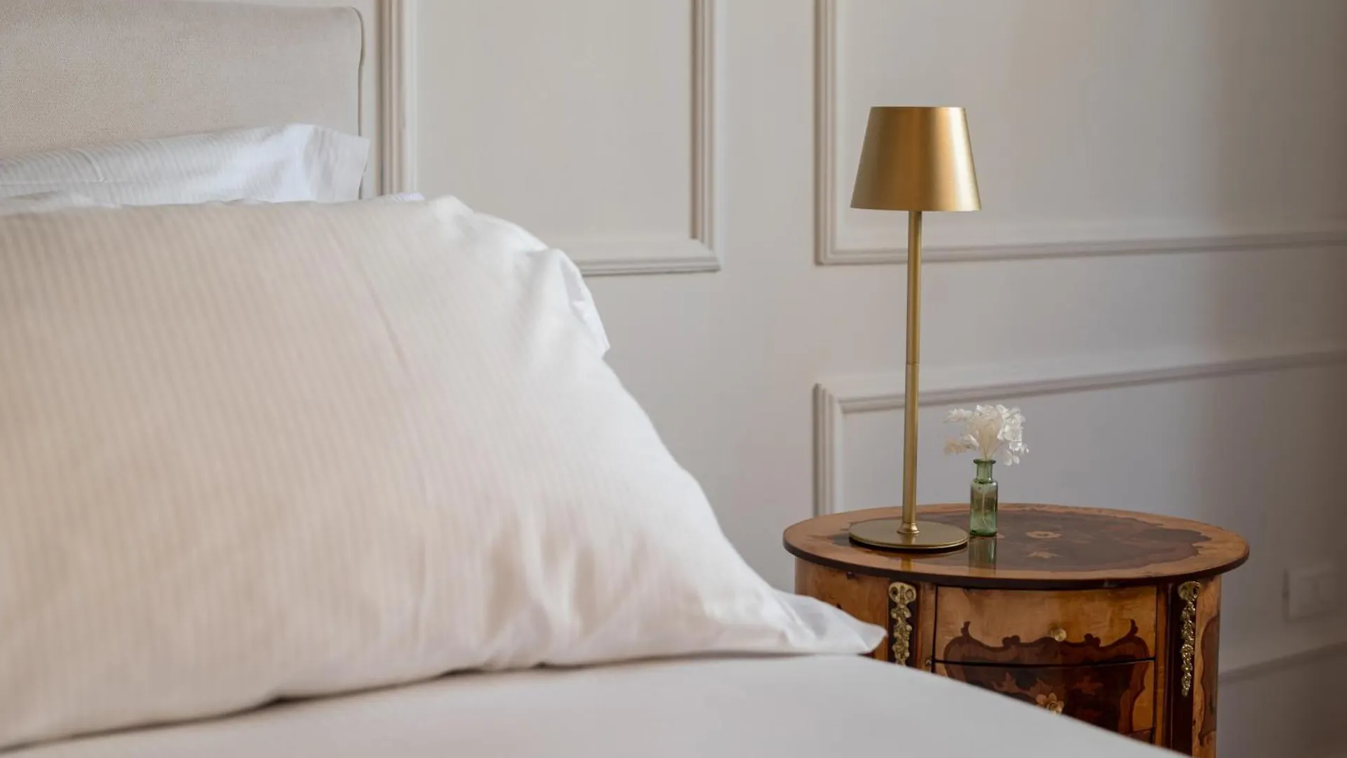 La Casa Di Liszt - Luxury Suites Florence 0*,  Italy